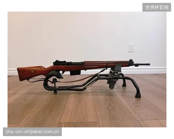 蒂莱曼斯的远射和组织能力，是比利时打破僵局的关键武器。